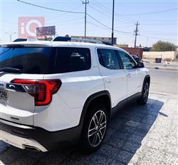 GMC Acadia